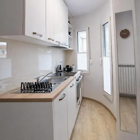 Lj - * Sempeter pri Gorici