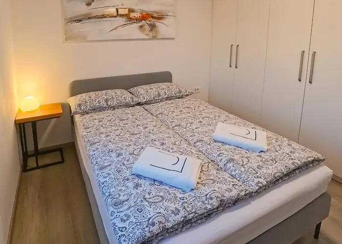 Lj - * 森佩特·普里·哥里齐